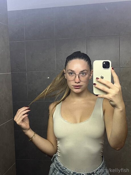 Kellyfish model sexy pictures