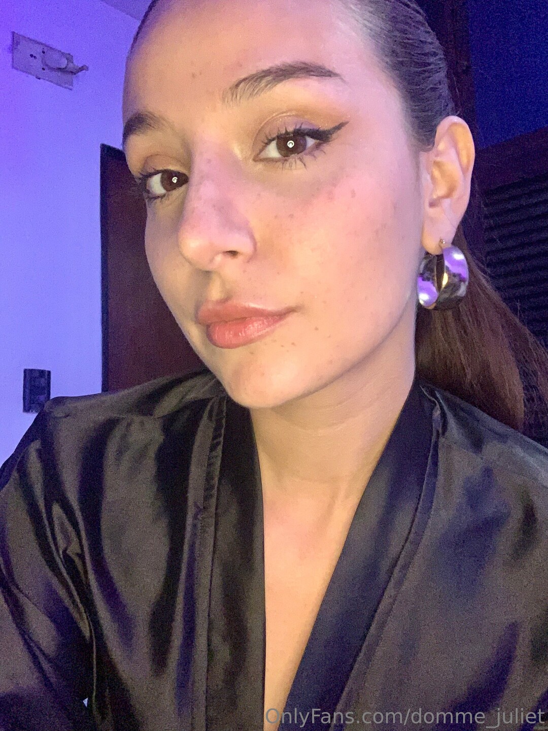 sexy selfie onlyfans top picture