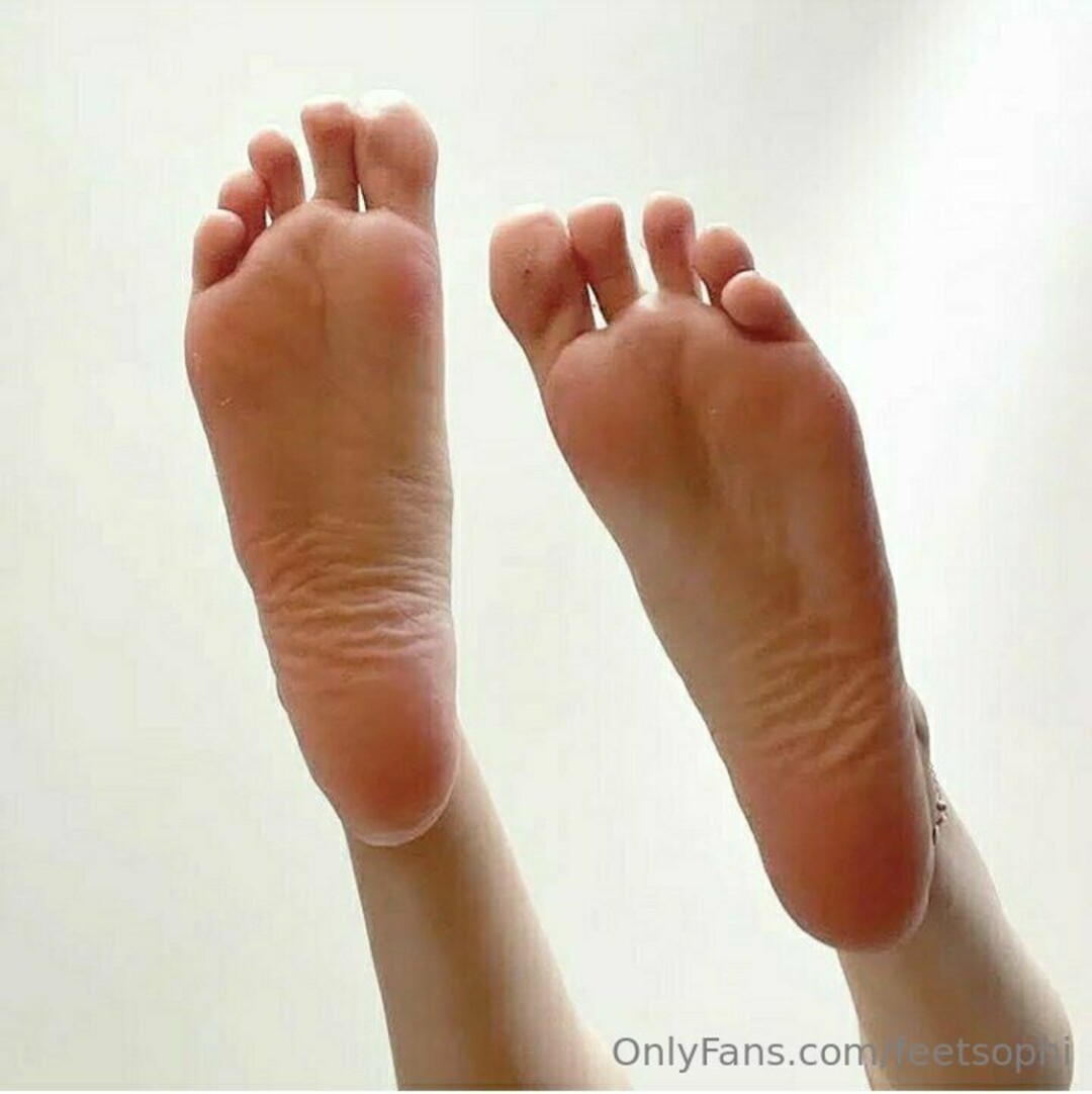 Feetsophi xxx actress images