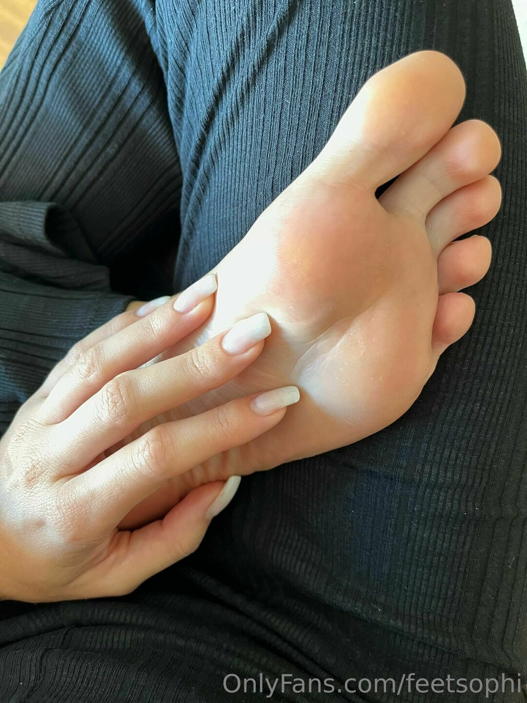 Feetsophi star nice img