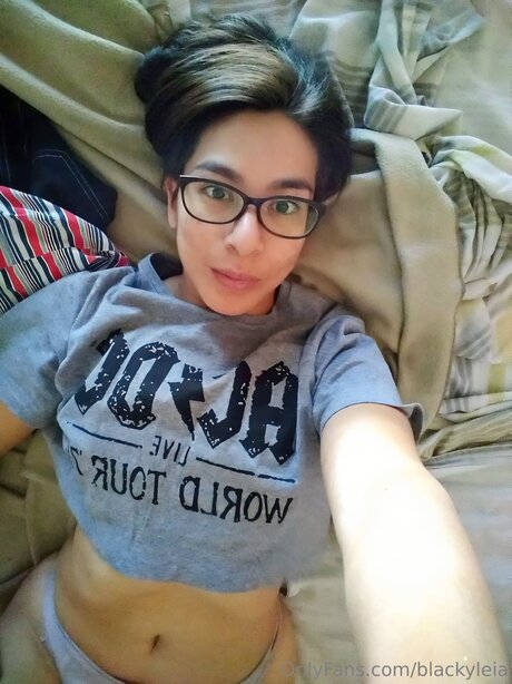 black hair milf onlyfans sexy nudes photo