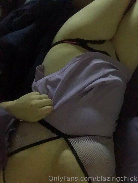 Blazingchick porn model pictures