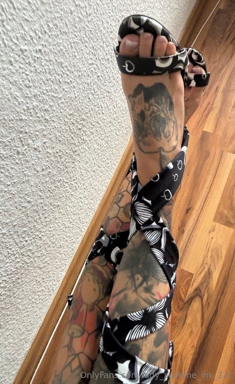 Lady Sunshine Ink naked star images