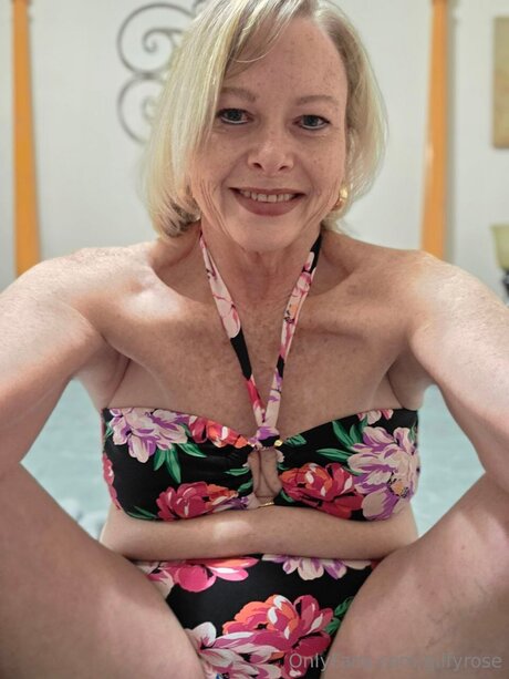 Gilfyrose sex model pics