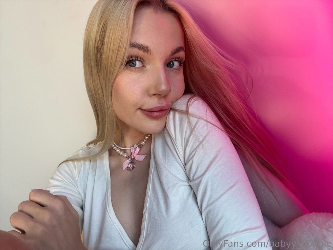 Babyy Bonnie star free photos