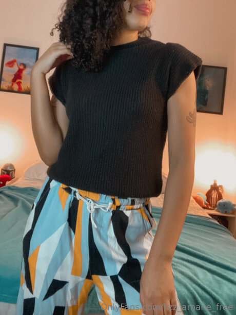 Lizz Nks star exclusive gallery