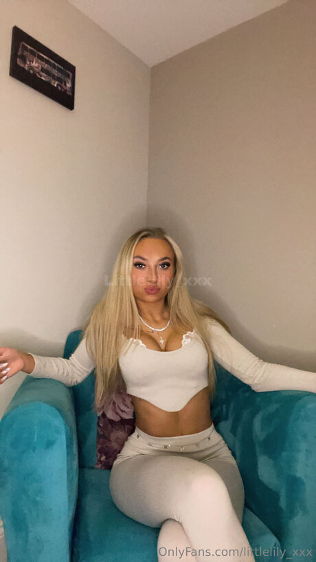 Littlelily Xxx top profile image