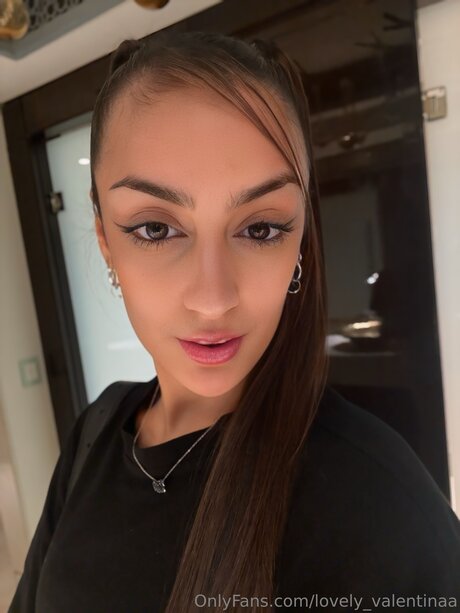 Lovely Valentinaa star pretty picture