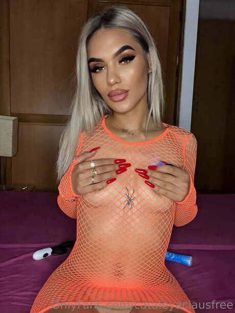 lesbian strapon onlyfans pornographic photos