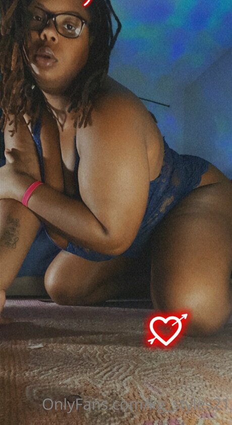 massive tits onlyfans beautiful pics