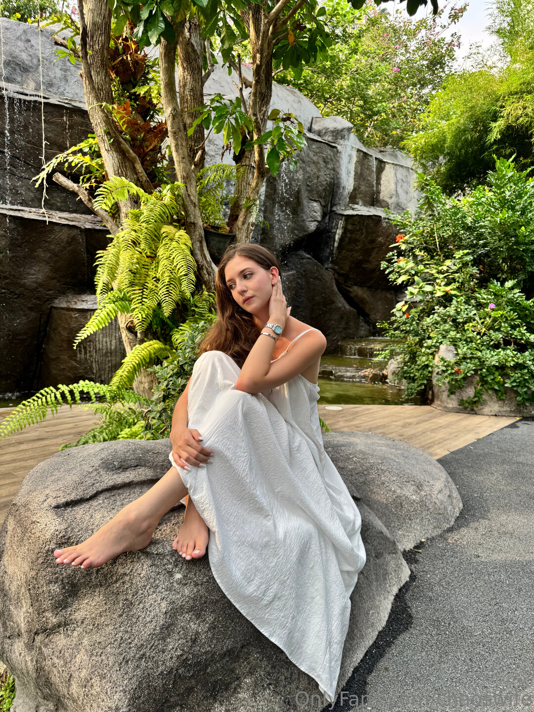 Chaoswife pretty pornstar image