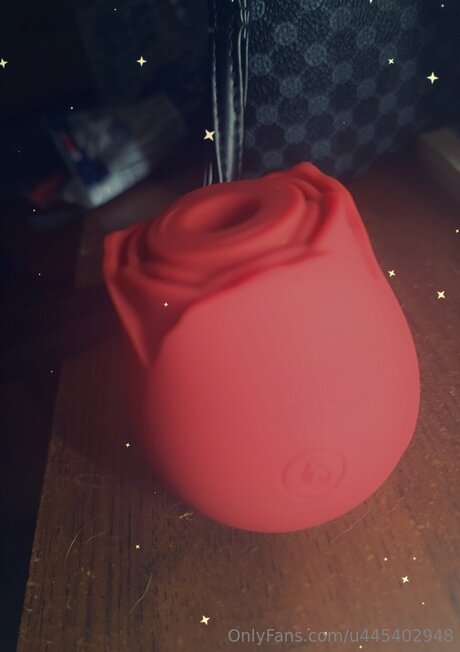 U445402948 pornstar adult img