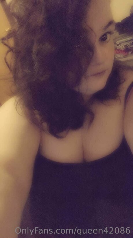 Curlytop1015 erotic star image