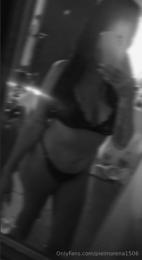 Pielmorena1506 pornstar xxx pics