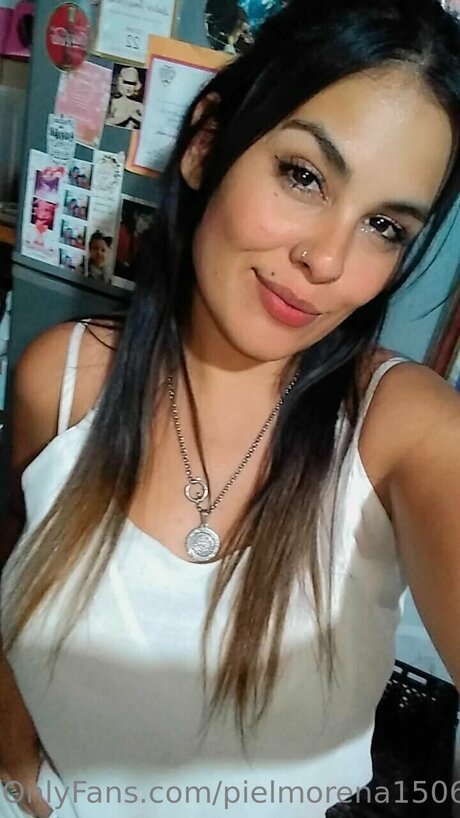 Pielmorena1506 star sexy photo