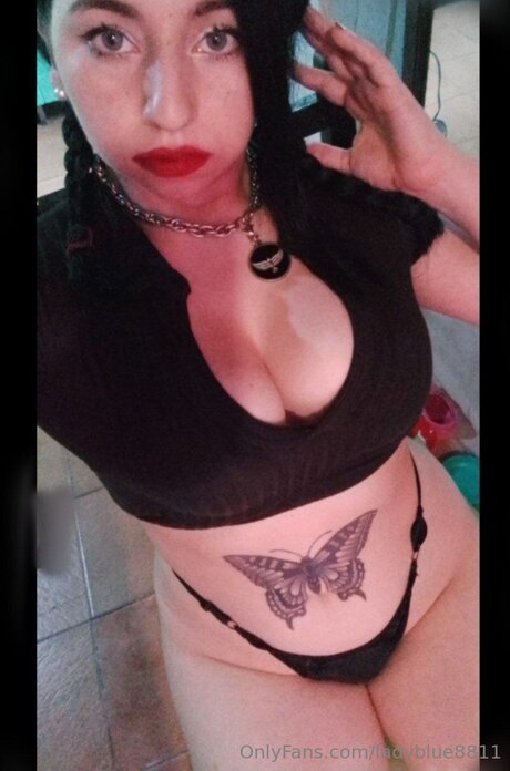 Ladyblue8811 pornstar top img