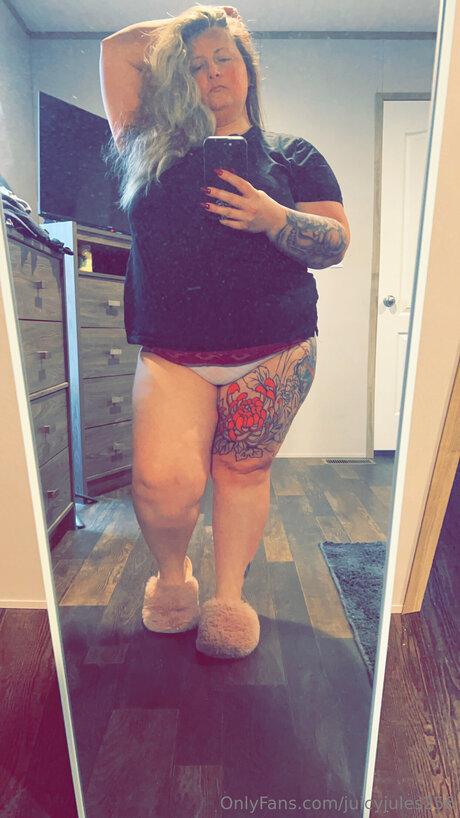 Juicyjules256 star pretty pics