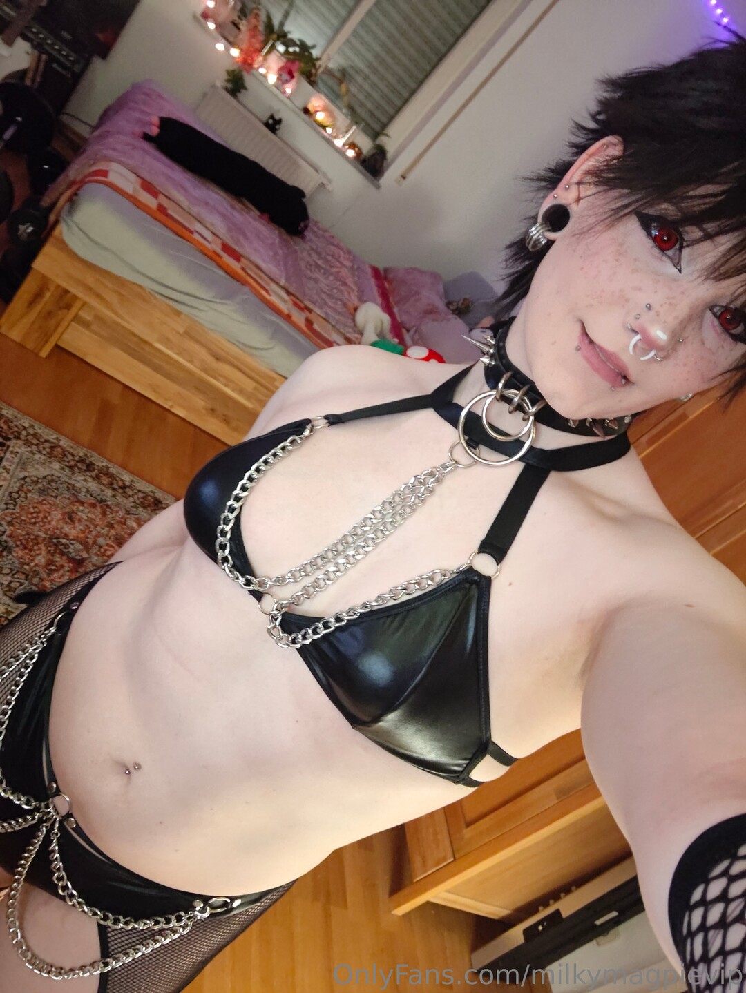 curvy muscle onlyfans porno picture