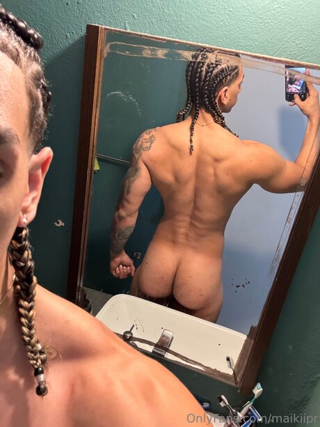 Maikiipr hot pornstar image