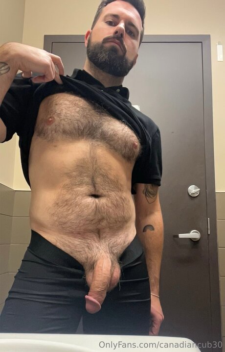 Canadiancub30 nice actress image