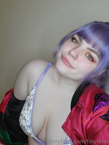 Tinytenn pornstar sexy photos