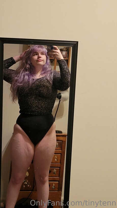 Tinytenn nice model image