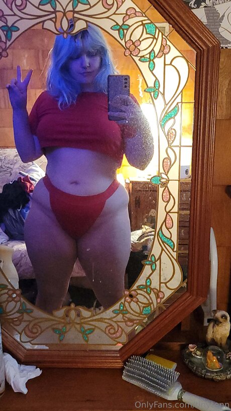 Tinytenn hd pornstar pics