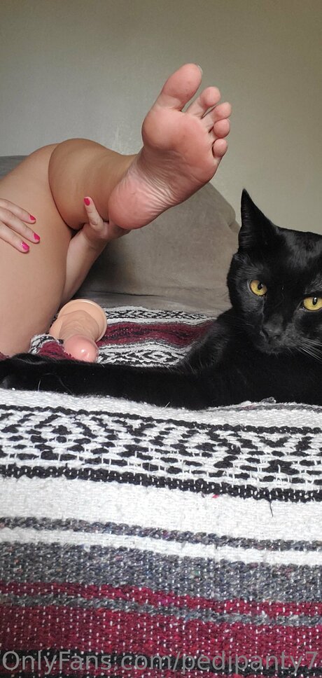 blonde masturbation onlyfans xxx pic