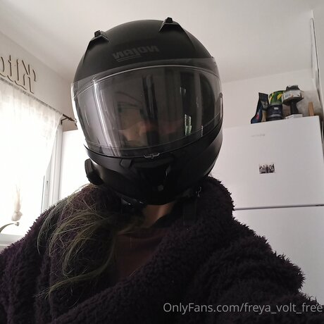 Freya Volt Free porn actress pictures