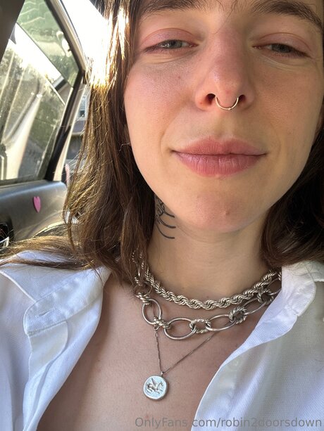 Robin2doorsdown beautiful actress picture