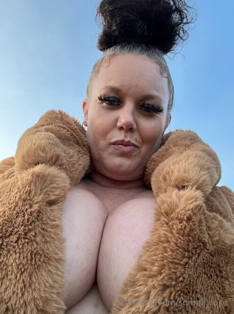 Somali Rose nude model photos