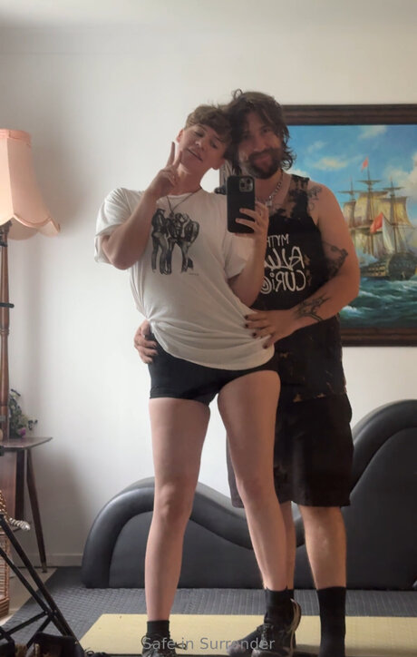 Safeinsurrender perfect star pic