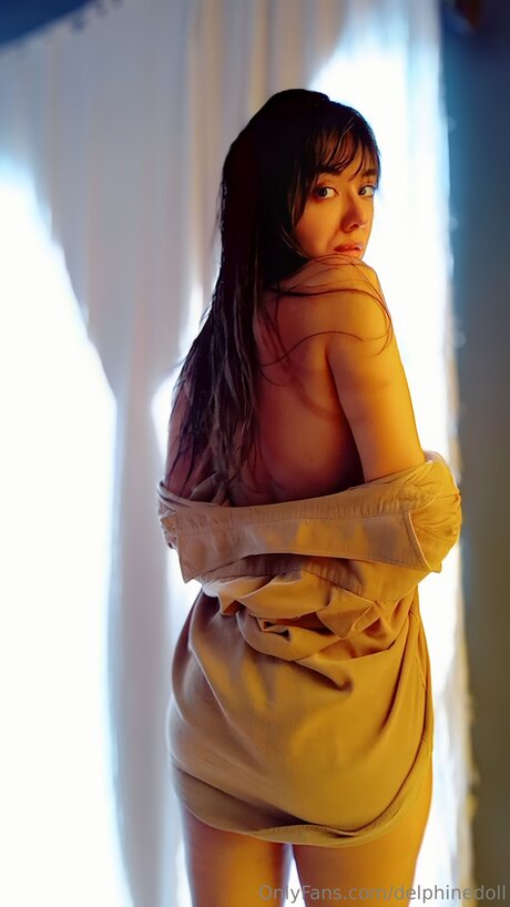 Delphinedoll star erotic gallery