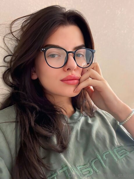 Anna Starlet hot actress pictures