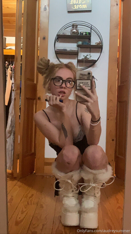 Audreysummer pornstar nude gallery