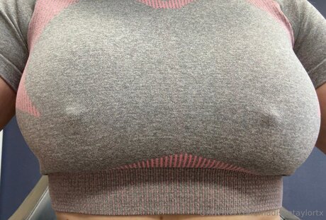 Madisontaylortx hot actress pics