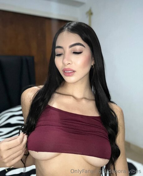 Debora Vibes best star photo