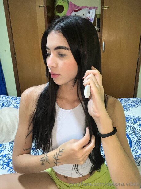 Debora Vibes naked actress picture