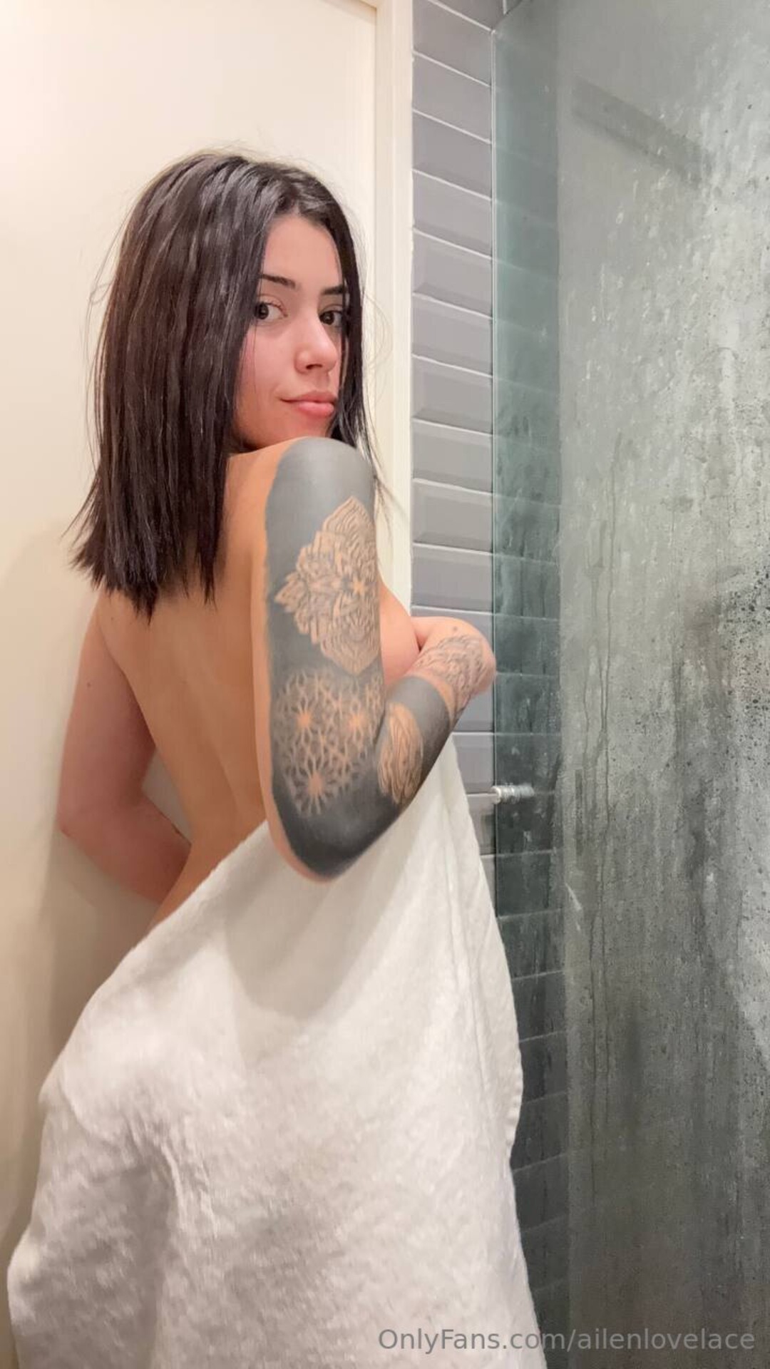 Ailenlovelace pornstar nudes galleries