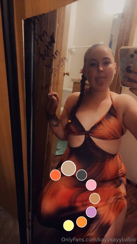 Kayykayybabiii high quality pornstar img