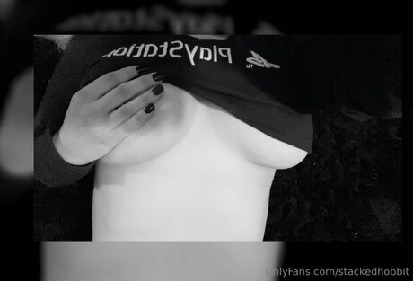 Stackedhobbit star adult gallery