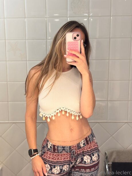 Lea Leclerc model exclusive images