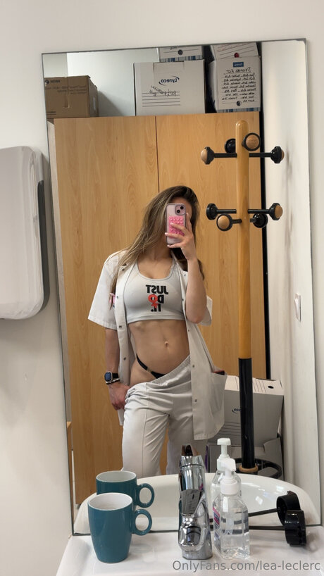 Lea Leclerc adult actress galleries