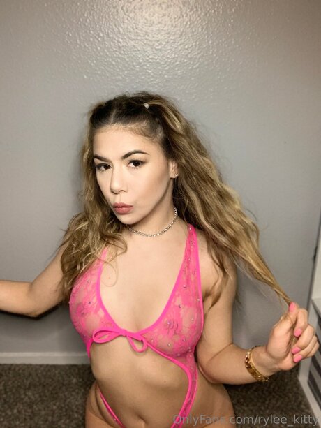 Rylee Kitty pretty star archive