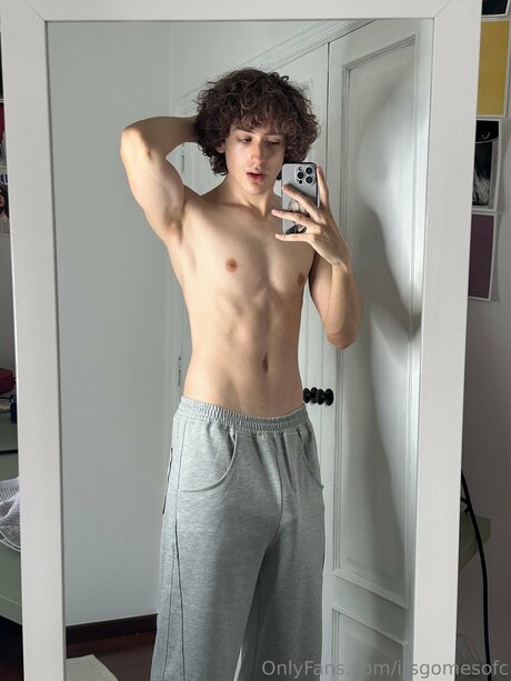 Itsgomesofc model hd photo