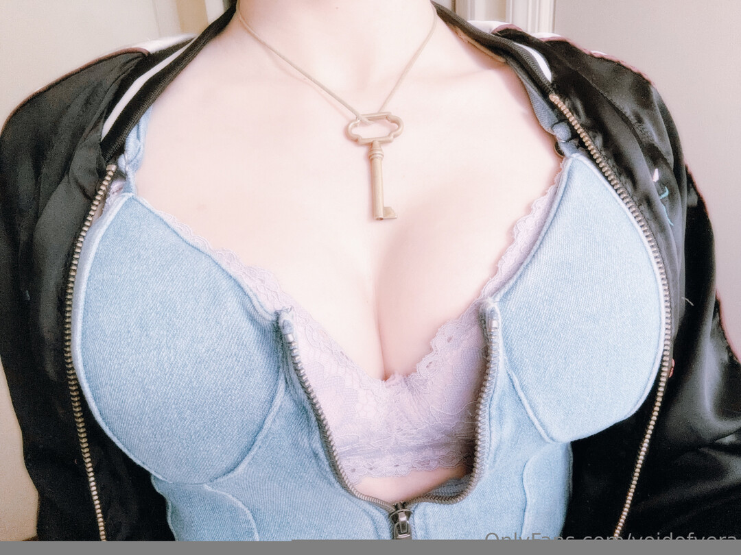 Voidofvera model nudes photo