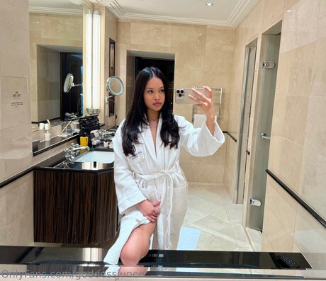 Goddessjunee nudes star images