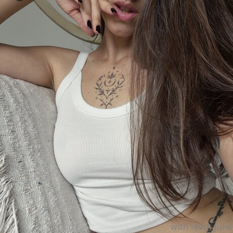 Missyjuliette profile image