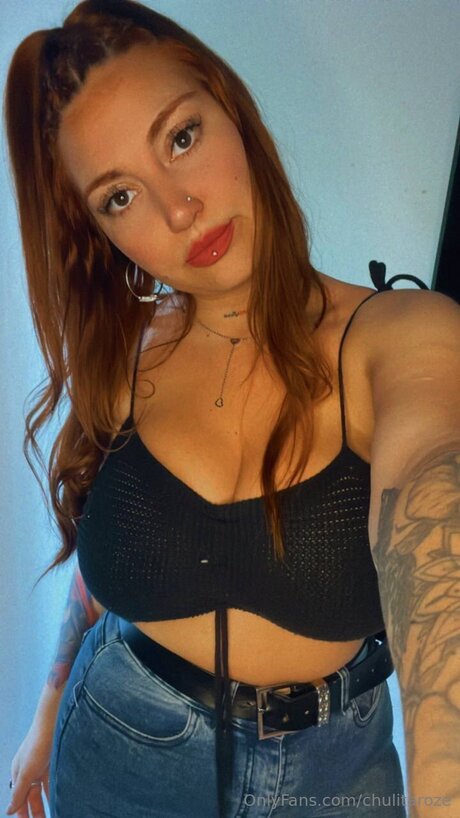 Juliadivine model adult image