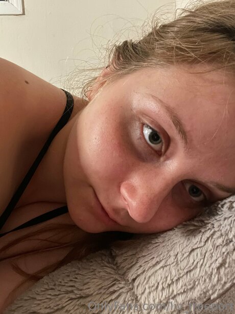 Liv Freeport nudes actress pictures